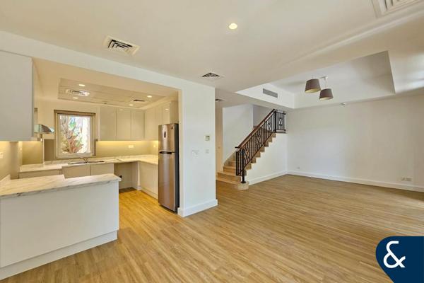 Single Row | Close to Lake | Upgraded